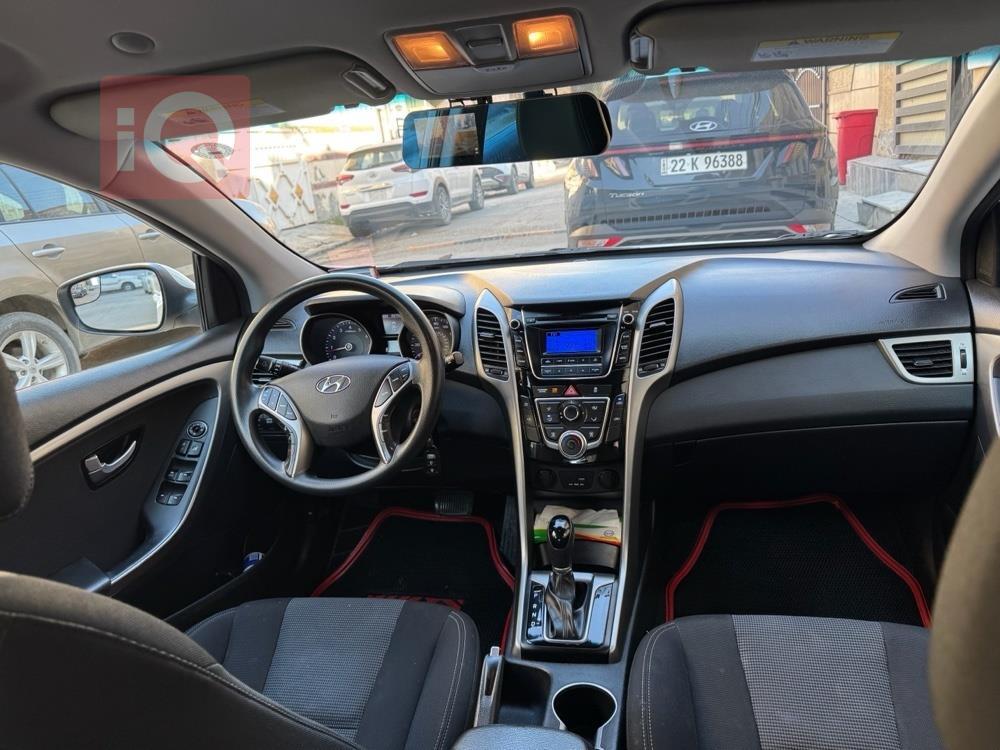 هیۆندای ئەلەنترا